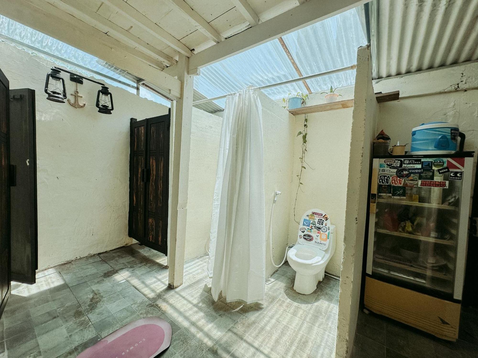 De Nata Hostel ลาบวนบาโจ ภายนอก รูปภาพ